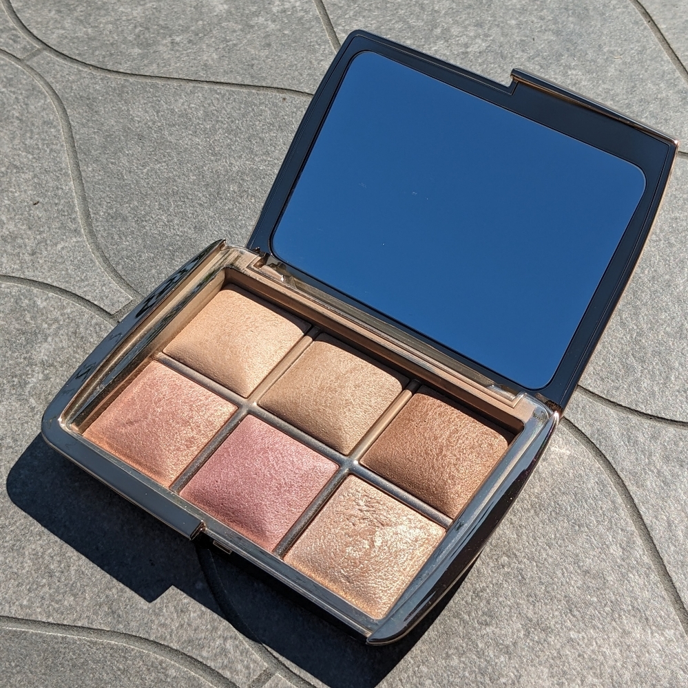 Hourglass Ambient Lighting Edit Unlocked